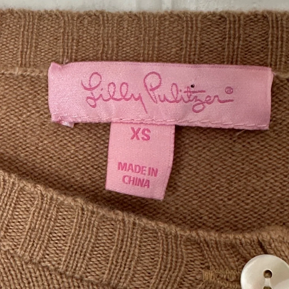 LIlly Pulitzer Fairley Cashmere Cardigan Button Tan Brown XS Classic Excellent - Picture 4 of 7